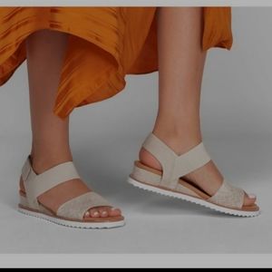 Cali from Skechers ladies sandals